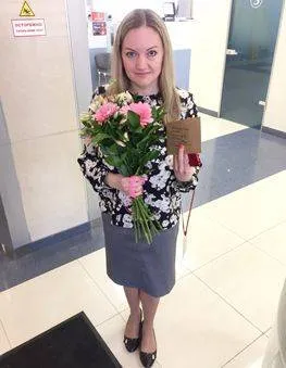 Букет из гербер с зеленью